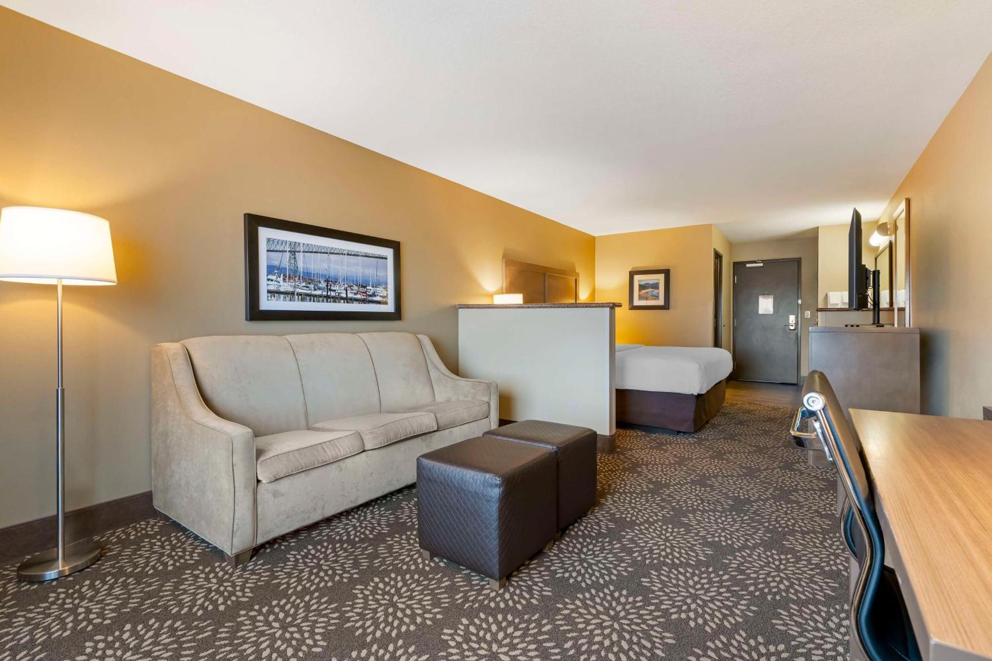 Best Western Columbia River Waterfront Hotel Astoria Exterior photo