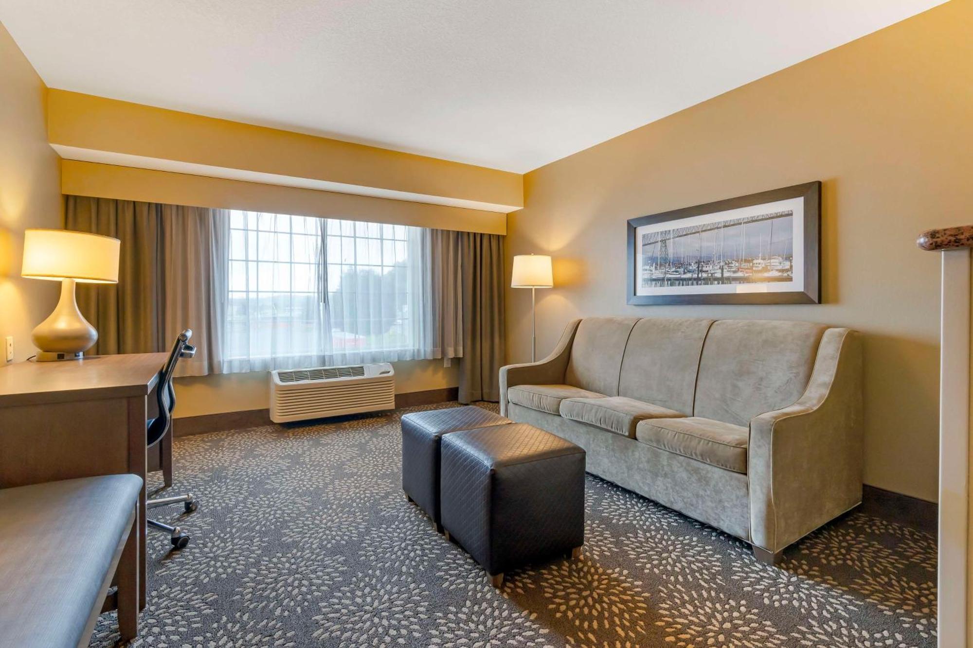 Best Western Columbia River Waterfront Hotel Astoria Exterior photo