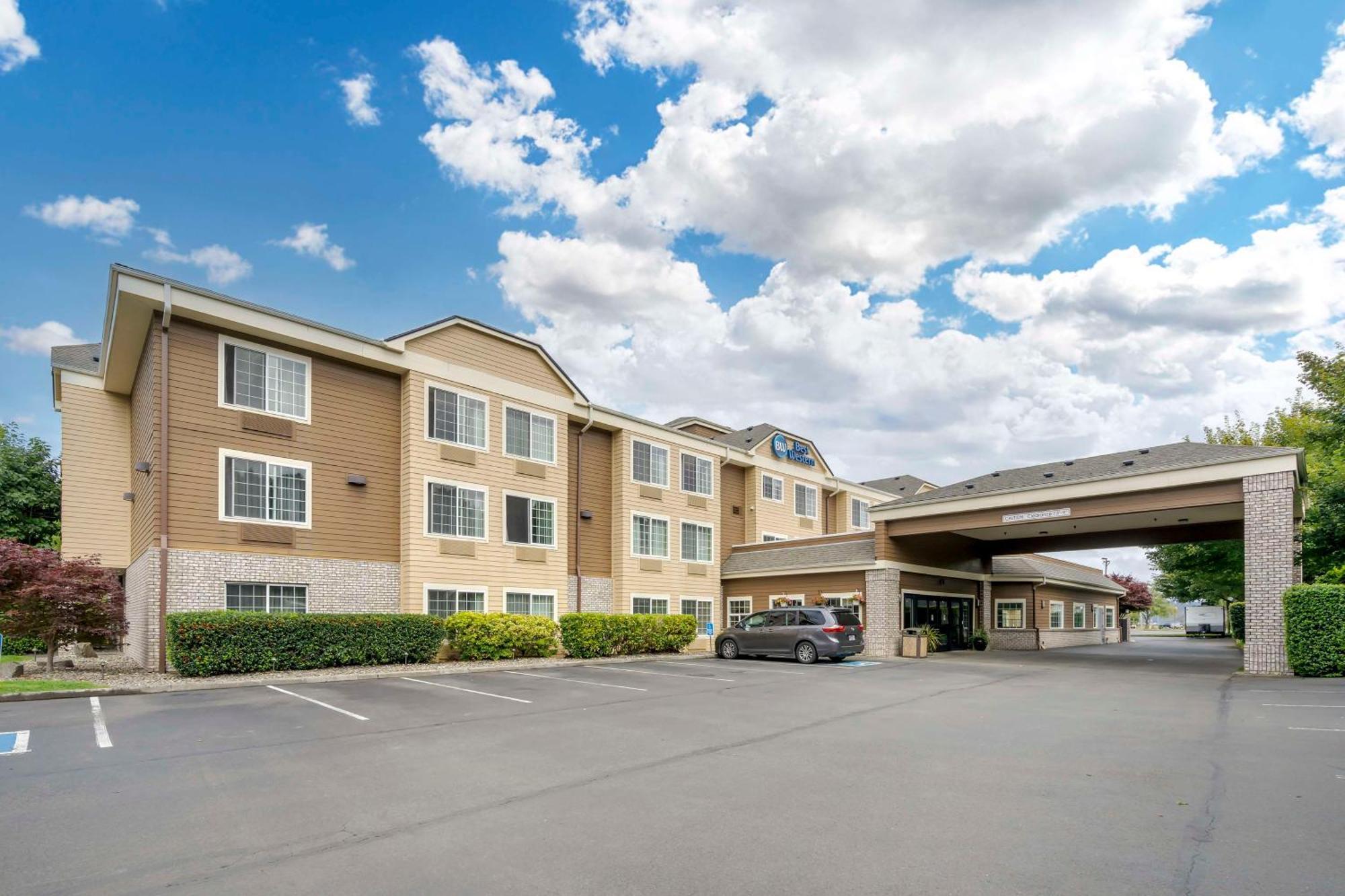 Best Western Columbia River Waterfront Hotel Astoria Exterior photo