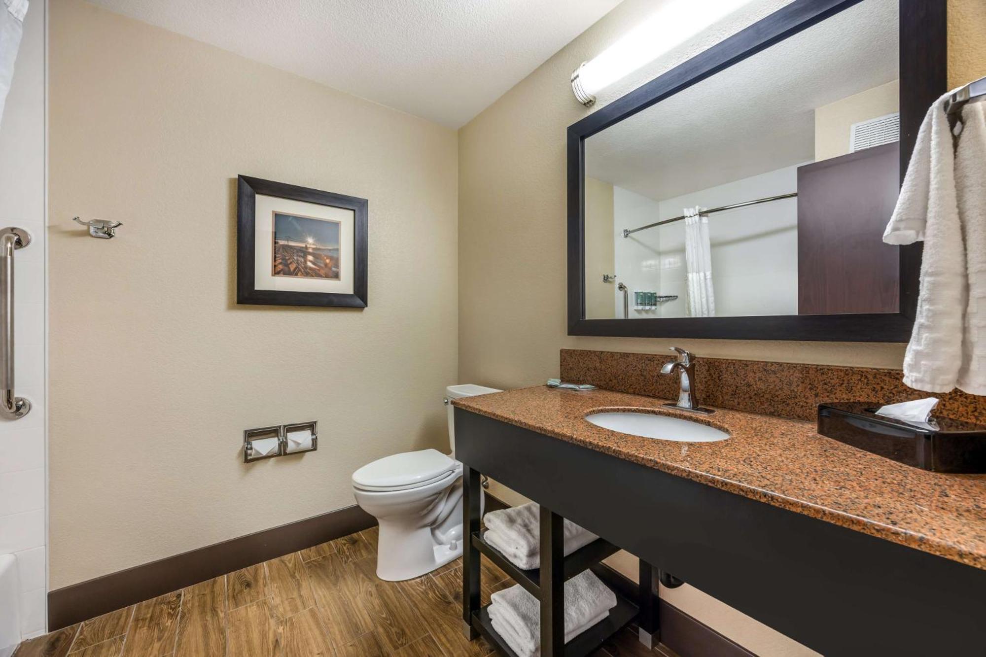 Best Western Columbia River Waterfront Hotel Astoria Exterior photo